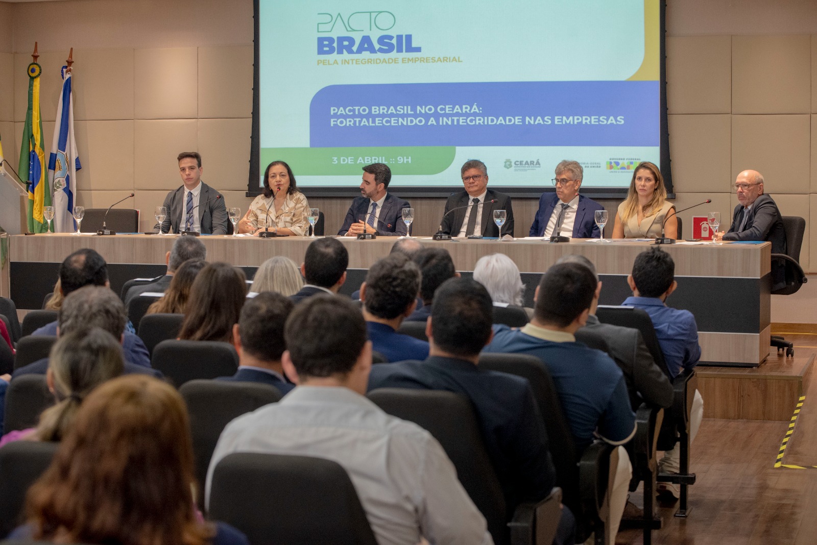 auditório da fiec durante o evento